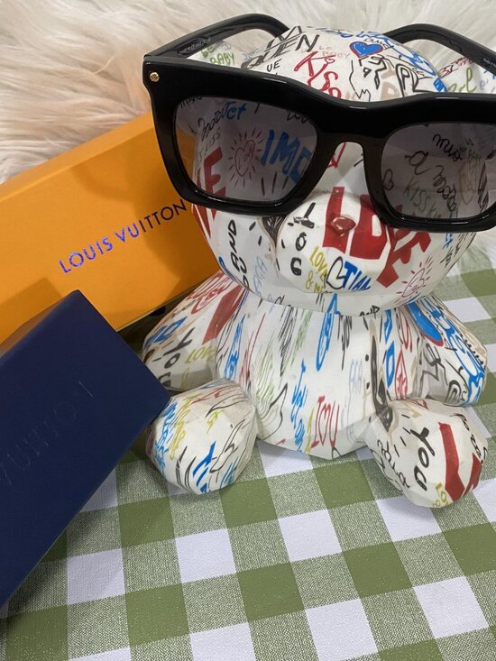 ??Women\'s Louis Vuitton Sunglasses